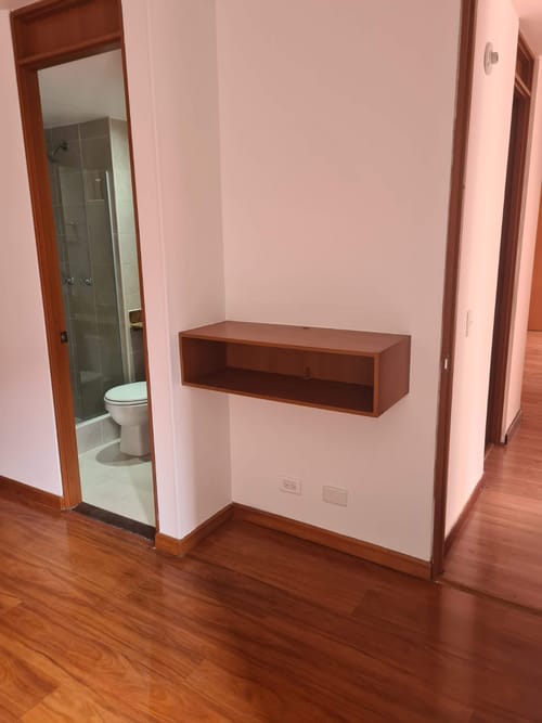Apartamento de 3 alcobas en venta en Colina Campestre, Bogotá, 69 m² · foto 6 de 12