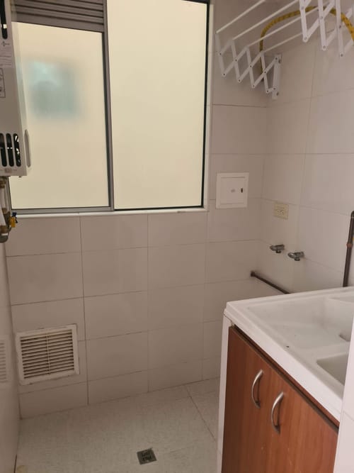 Apartamento de 3 alcobas en venta en Colina Campestre, Bogotá, 69 m² · foto 11 de 12