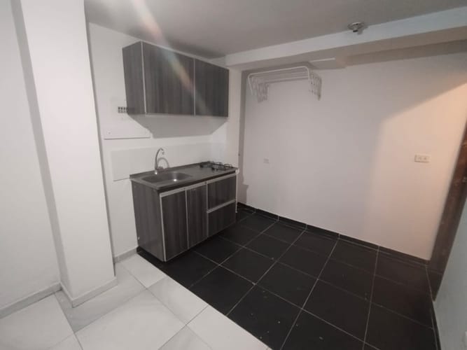 Apartamento de 2 alcobas en arriendo en Florida Blanca, Bogotá, 50 m² · foto 2 de 9