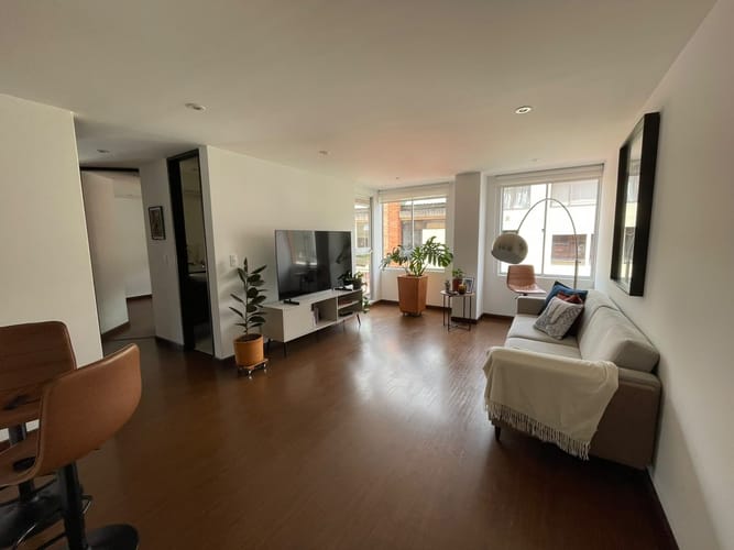 Apartamento de 2 alcobas en arriendo en Cedritos, Bogotá, 71 m² · foto 2 de 20