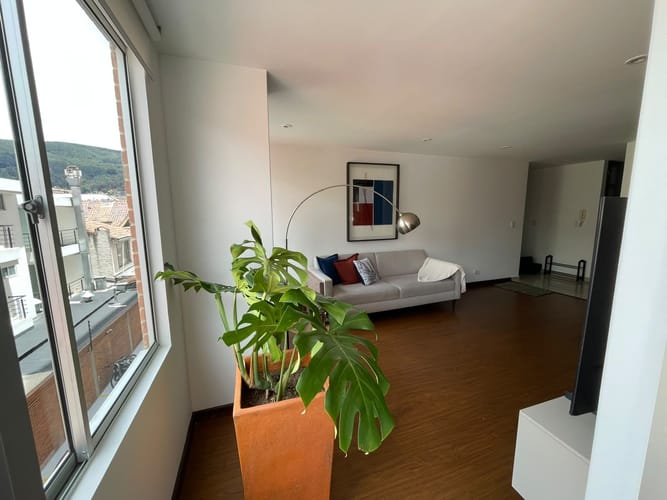 Apartamento de 2 alcobas en arriendo en Cedritos, Bogotá, 71 m² · foto 3 de 20