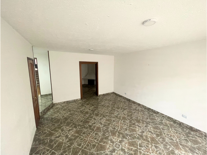 Casa de 4 alcobas en venta en Cota, 275 m² · foto 6 de 19