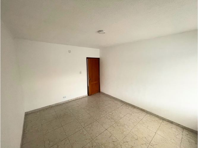 Casa de 4 alcobas en venta en Cota, 275 m² · foto 14 de 19