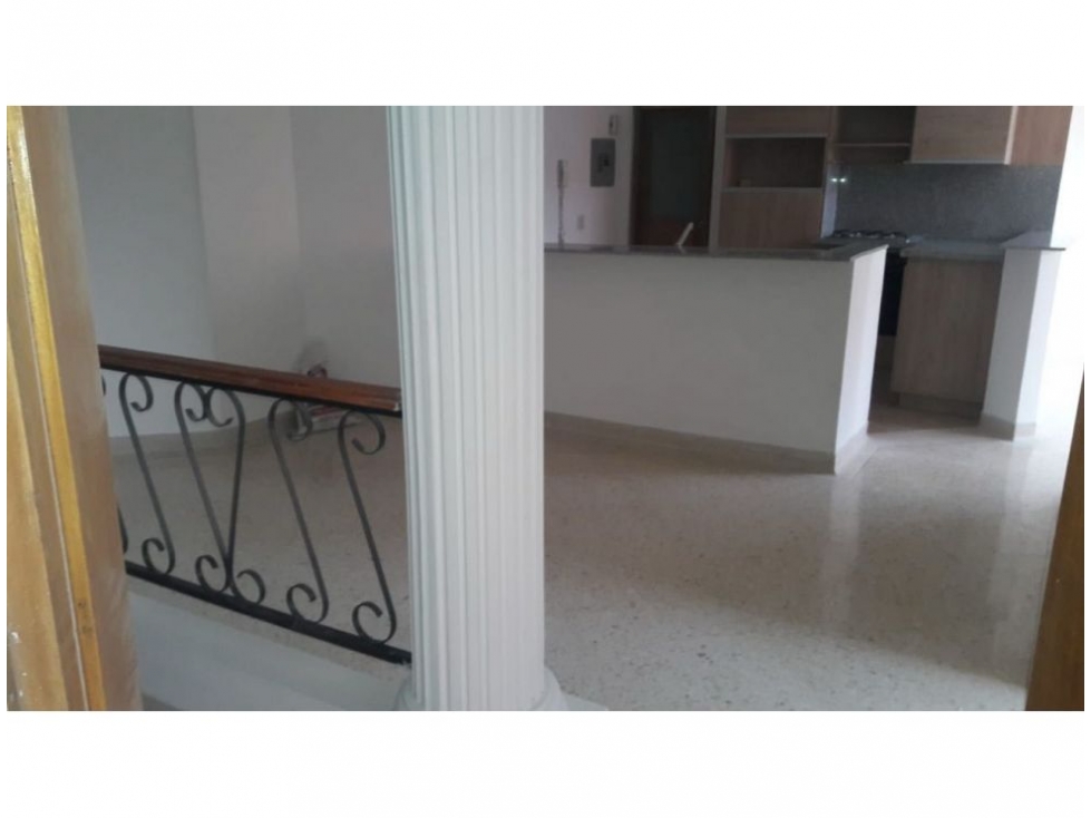 Apartamento en venta en Laureles, Medellín · foto 3 de 11