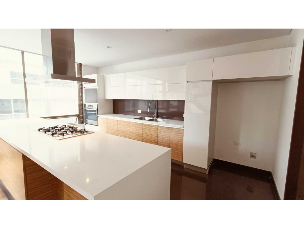 Apartamento en venta en Chico, Bogotá · foto 6 de 24