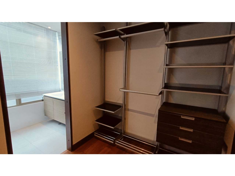 Apartamento en venta en Chico, Bogotá · foto 18 de 24