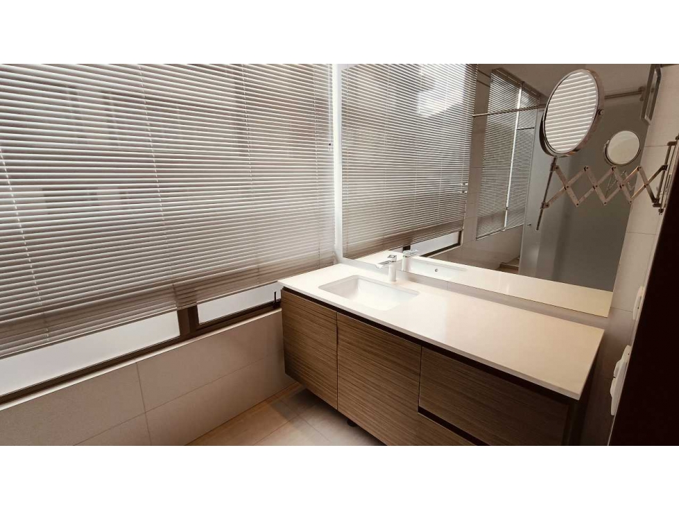 Apartamento en venta en Chico, Bogotá · foto 19 de 24