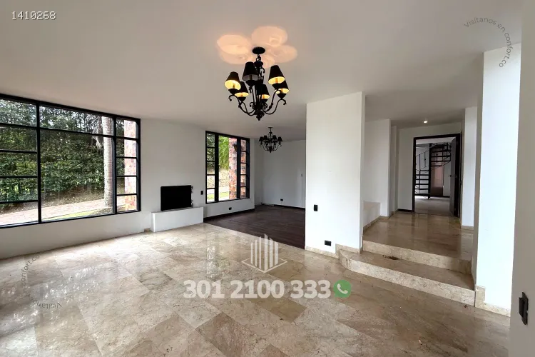 Casa de 5 alcobas en venta en Guayabito, Rionegro, 500 m² · foto 3 de 24