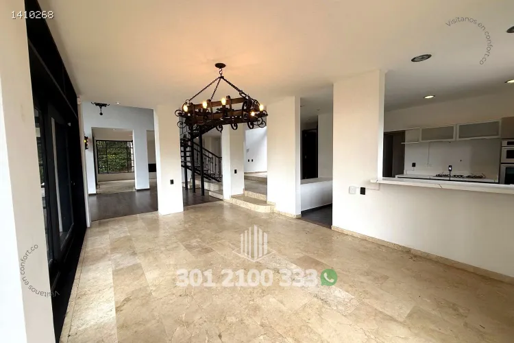 Casa de 5 alcobas en venta en Guayabito, Rionegro, 500 m² · foto 8 de 24