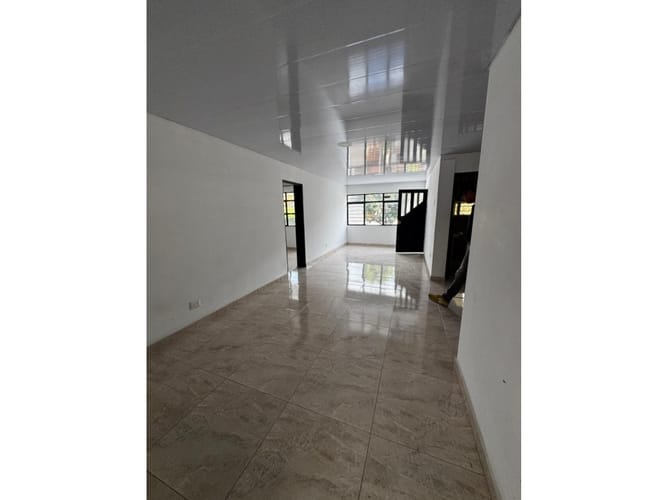 Casa de 8 alcobas en venta en Estonia, Palmira, 250 m² · foto 10 de 24