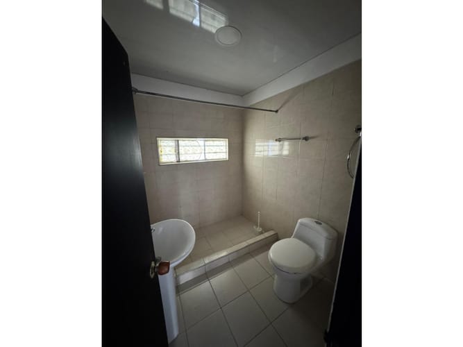 Casa de 8 alcobas en venta en Estonia, Palmira, 250 m² · foto 13 de 24