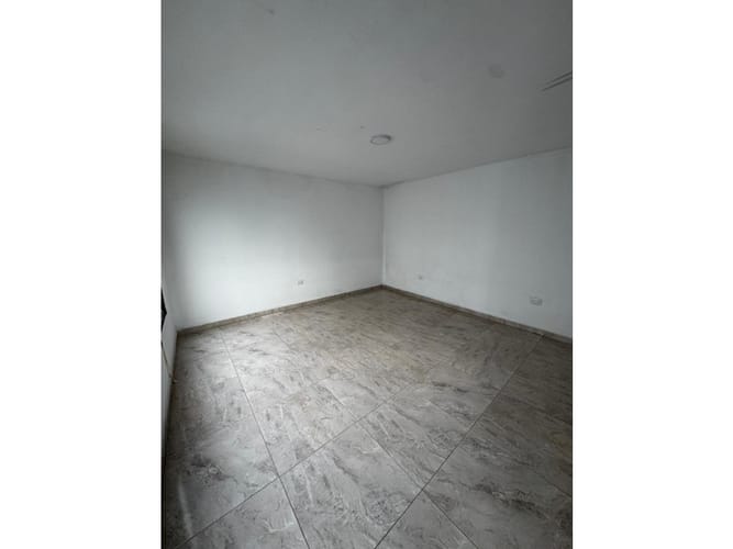 Casa de 8 alcobas en venta en Estonia, Palmira, 250 m² · foto 21 de 24