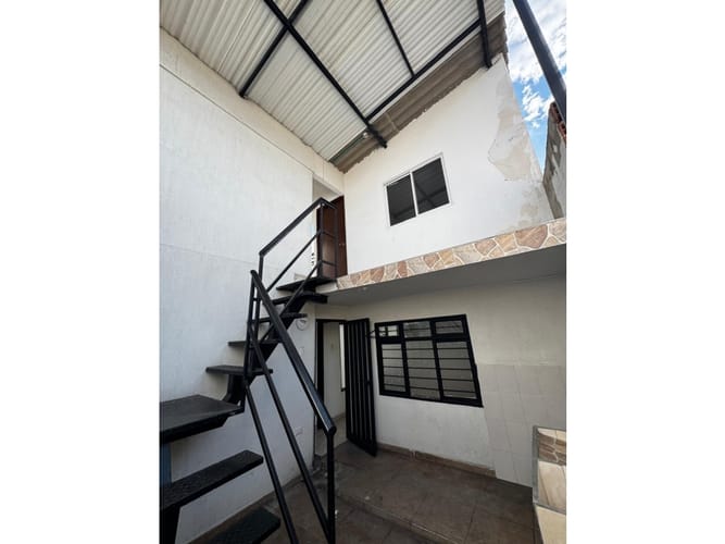 Casa de 8 alcobas en venta en Estonia, Palmira, 250 m² · foto 23 de 24