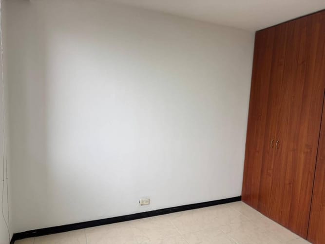 Apartamento de 2 alcobas en arriendo en Castropol, Medellín, 90 m² · foto 15 de 19