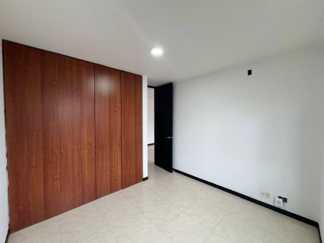 Apartamento de 2 alcobas en arriendo en Castropol, Medellín, 90 m² · foto 16 de 19