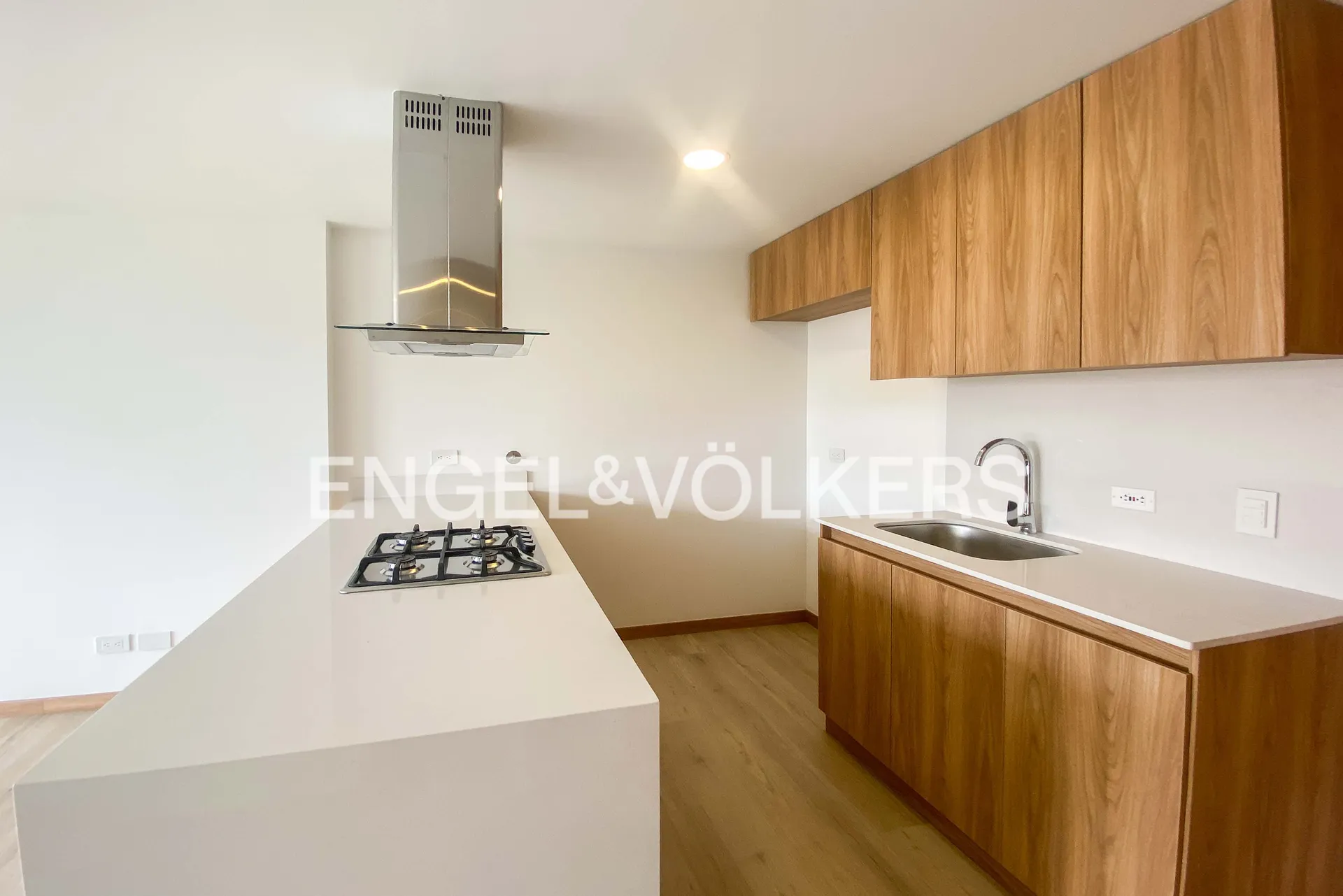 Apartamento en arriendo en Llano Grande, Rionegro · foto 3 de 10
