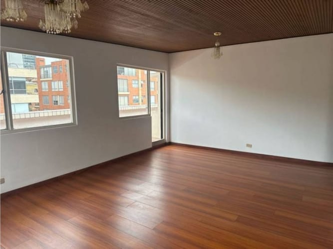 Apartamento en venta en Chicó Navarra, Bogotá · foto 8 de 18