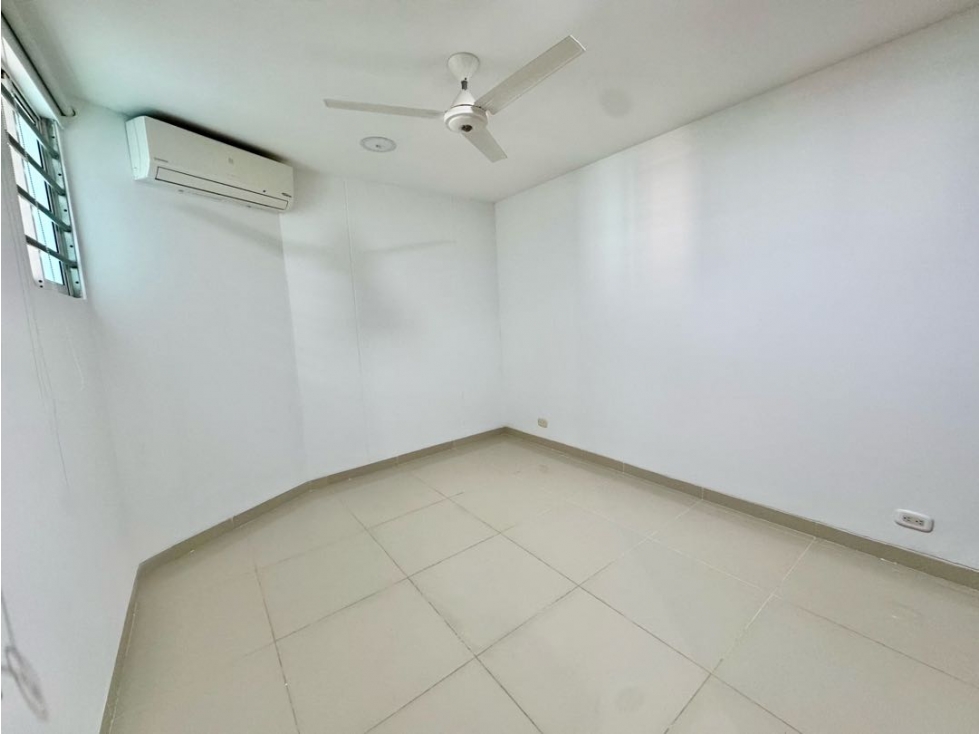 Apartamento en venta en Rodadero Sur, Santa Marta · foto 14 de 24