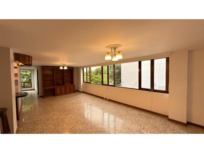 Apartaestudio en arriendo en Patio Bonito, Medellín, 140 m² · foto 2 de 23