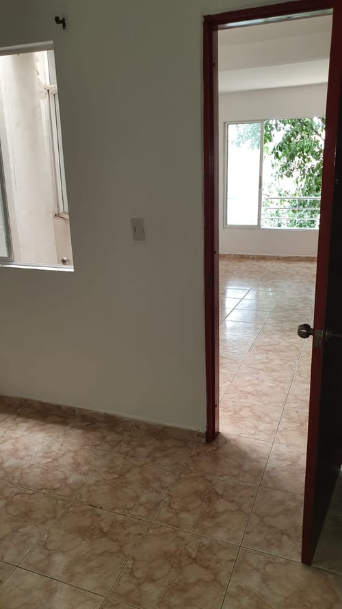Edificio en venta en El Guabal, Cali, 220 m² · foto 2 de 17