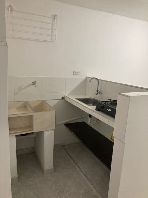 Edificio en venta en El Guabal, Cali, 220 m² · foto 11 de 17