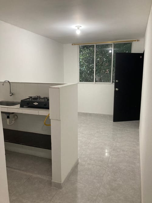 Edificio en venta en El Guabal, Cali, 220 m² · foto 10 de 17