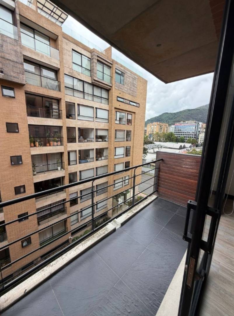 Apartamento en venta en Chico Norte, Bogotá · foto 8 de 23
