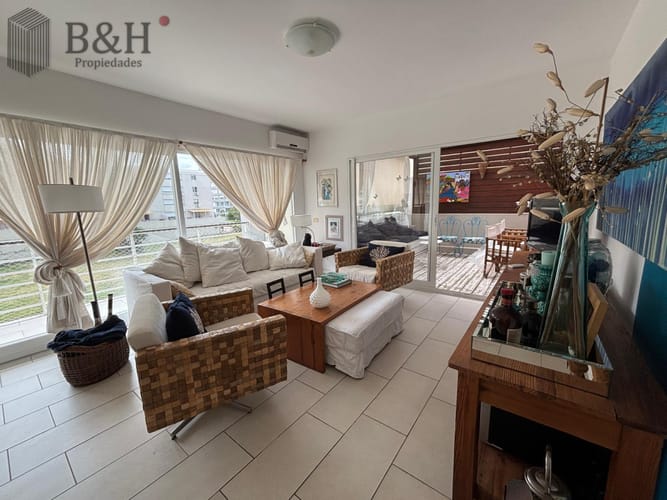 Apartamento 3 dormitorios peninsula con barbacoa propia · Foto 5