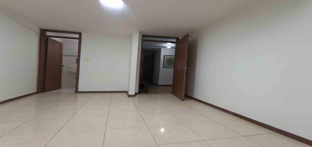 Oficina en arriendo en Versalles, Manizales, 17 m² · foto 2 de 16