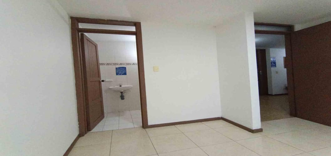 Oficina en arriendo en Versalles, Manizales, 17 m² · foto 5 de 16