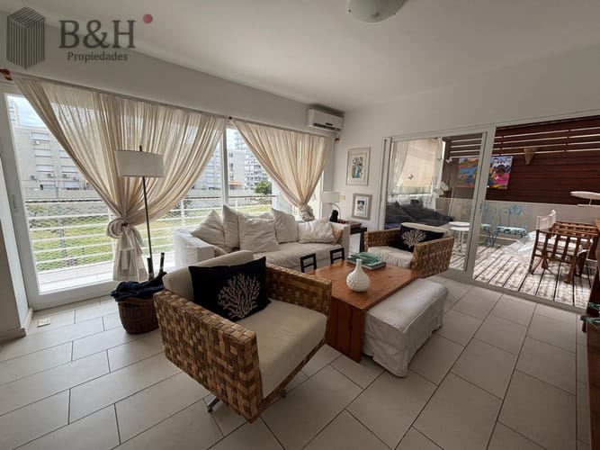 Apartamento 3 dormitorios peninsula con barbacoa propia · Foto 6