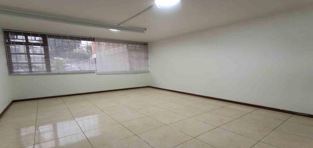 Oficina en arriendo en Versalles, Manizales, 17 m² · foto 11 de 16