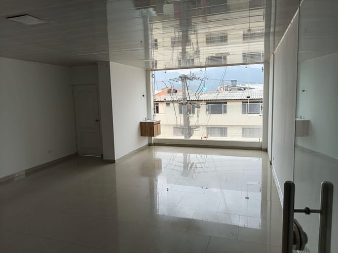 Local en arriendo en Villa Olimpica, Chía, 42 m² · foto 4 de 6