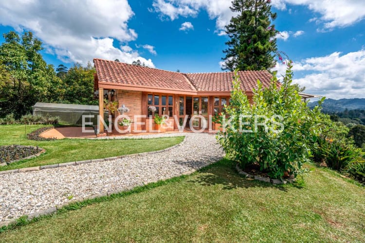 Casa de 6 alcobas en venta en El Retiro, 710 m² · foto 18 de 24
