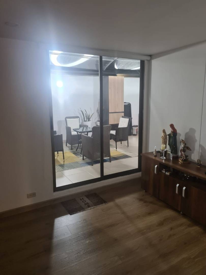 Apartamento en venta en El Contador, Bogotá · foto 7 de 16