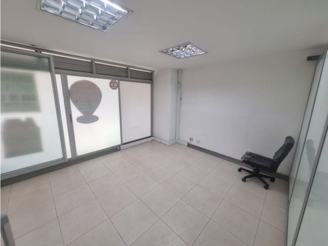 Local en arriendo en Lorena, Medellín, 84 m² · foto 7 de 13