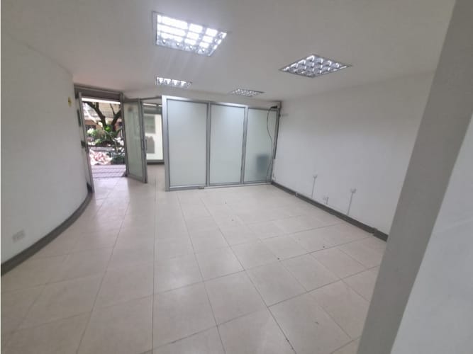Local en arriendo en Lorena, Medellín, 84 m² · foto 12 de 13