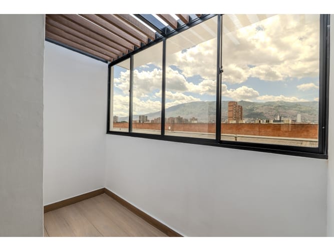 Apartamento de 3 alcobas en venta en Naranjal, Medellín, 106 m² · foto 7 de 13
