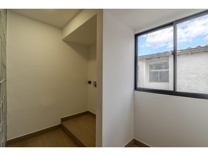 Apartamento de 3 alcobas en venta en Naranjal, Medellín, 106 m² · foto 9 de 13