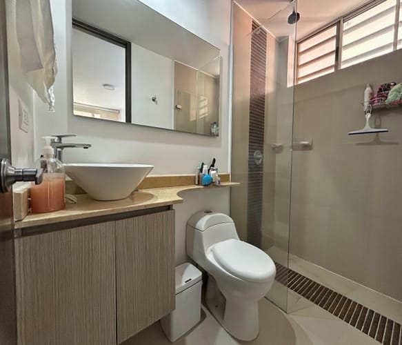 Apartamento de 3 alcobas en venta en Bellavista, Cali, 107 m² · foto 12 de 22