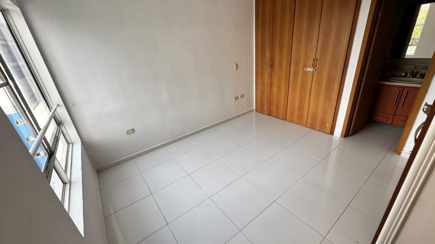 Apartamento de 3 alcobas en venta en Conjunto Torres De Aragon, Floridablanca, 85 m² · foto 16 de 20