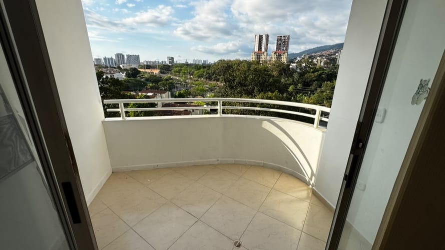 Apartamento de 3 alcobas en venta en Conjunto Torres De Aragon, Floridablanca, 85 m² · foto 12 de 20