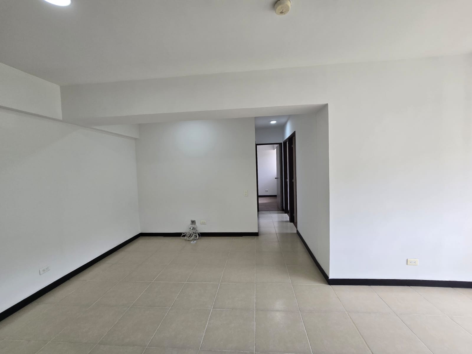 Apartamento en venta en Las Lomitas, Sabaneta · foto 8 de 24