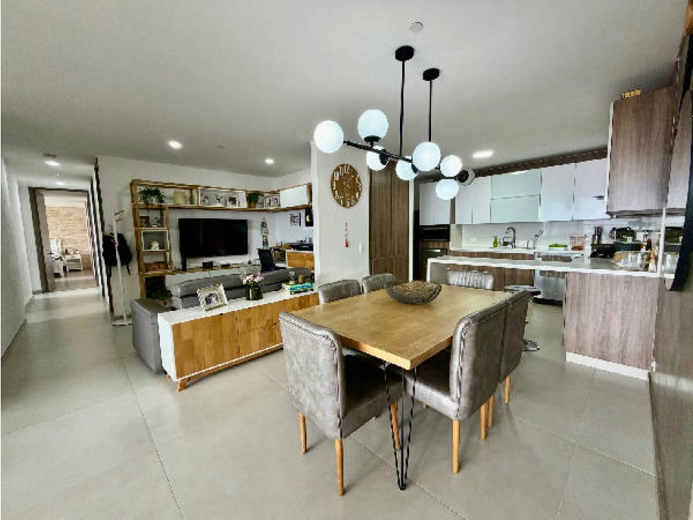 Apartamento en venta en Loma Benedictinos, Envigado · foto 9 de 18