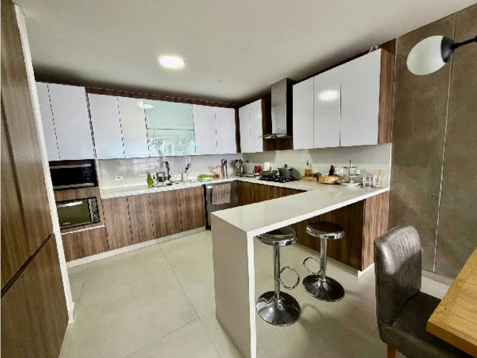 Apartamento en venta en Loma Benedictinos, Envigado · foto 10 de 18