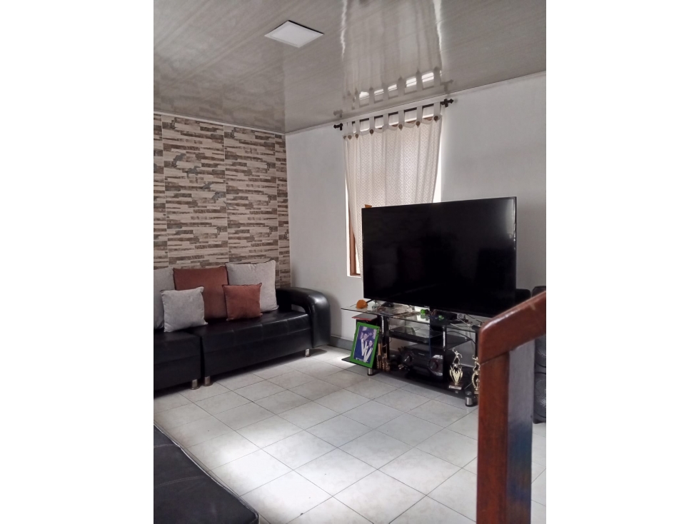 Casa en venta en Chipre, Manizales · foto 3 de 19