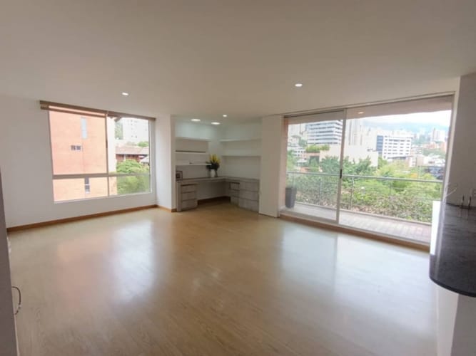 Apartamento de 2 alcobas en arriendo en Lalinde, Medellín, 85 m² · foto 6 de 19