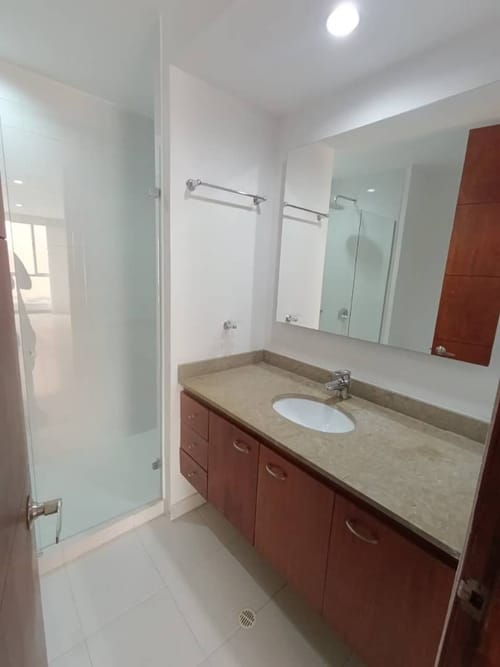 Apartamento de 2 alcobas en arriendo en Lalinde, Medellín, 85 m² · foto 14 de 19