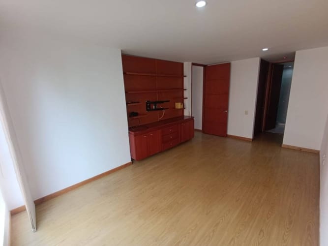 Apartamento de 2 alcobas en arriendo en Lalinde, Medellín, 85 m² · foto 15 de 19
