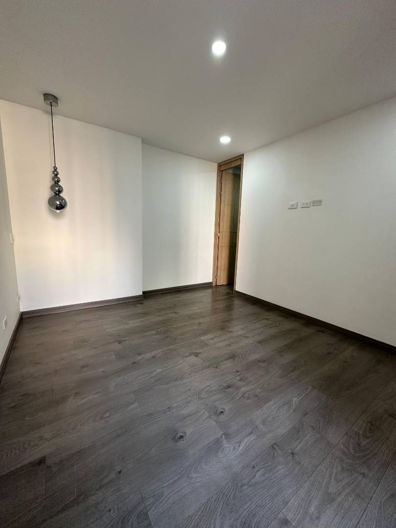 Apartamento en venta en Los Colores, Medellín · foto 16 de 24